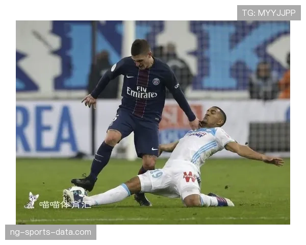 纳因戈兰与维拉蒂在中场调度中出现分散结构倾向控球偏移