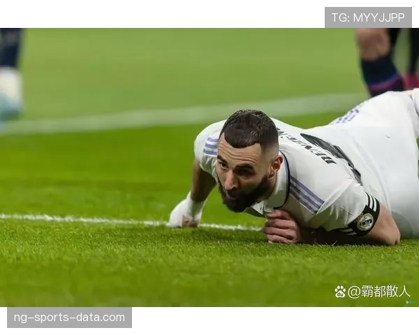 莱万与本泽马：终结模式从单点爆破转向体系渗透