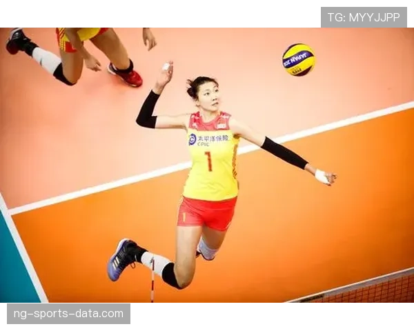 袁心玥这自律程度，连喝口水都掐着秒表