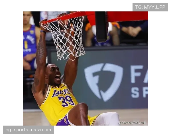 卡位犯规规则解析：比赛中如何判定合法卡位与犯规行为