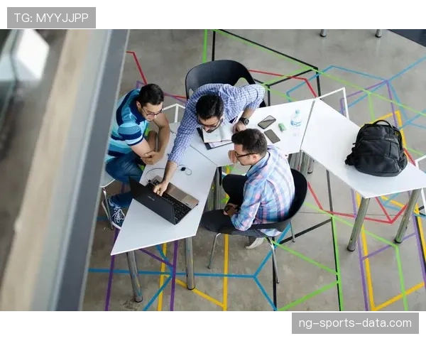 篮球垂直起跳规则的底层逻辑与判定标准解析